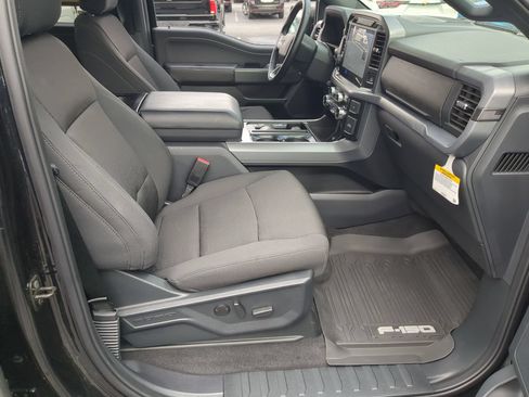 Used 2025 Ford F150 XLT w/ Equipment Group 302A MID AWD/4WD image 32