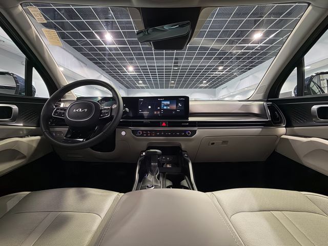 Used 2024 Kia Sorento EX FWD image 16