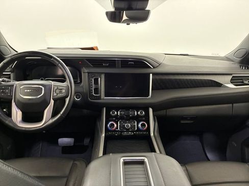 Used 2024 GMC Yukon XL Denali w/ Advanced Technology Package AWD/4WD image 20