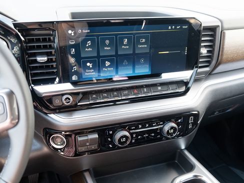 New 2026 Chevrolet Silverado 1500 High Country AWD/4WD image 3