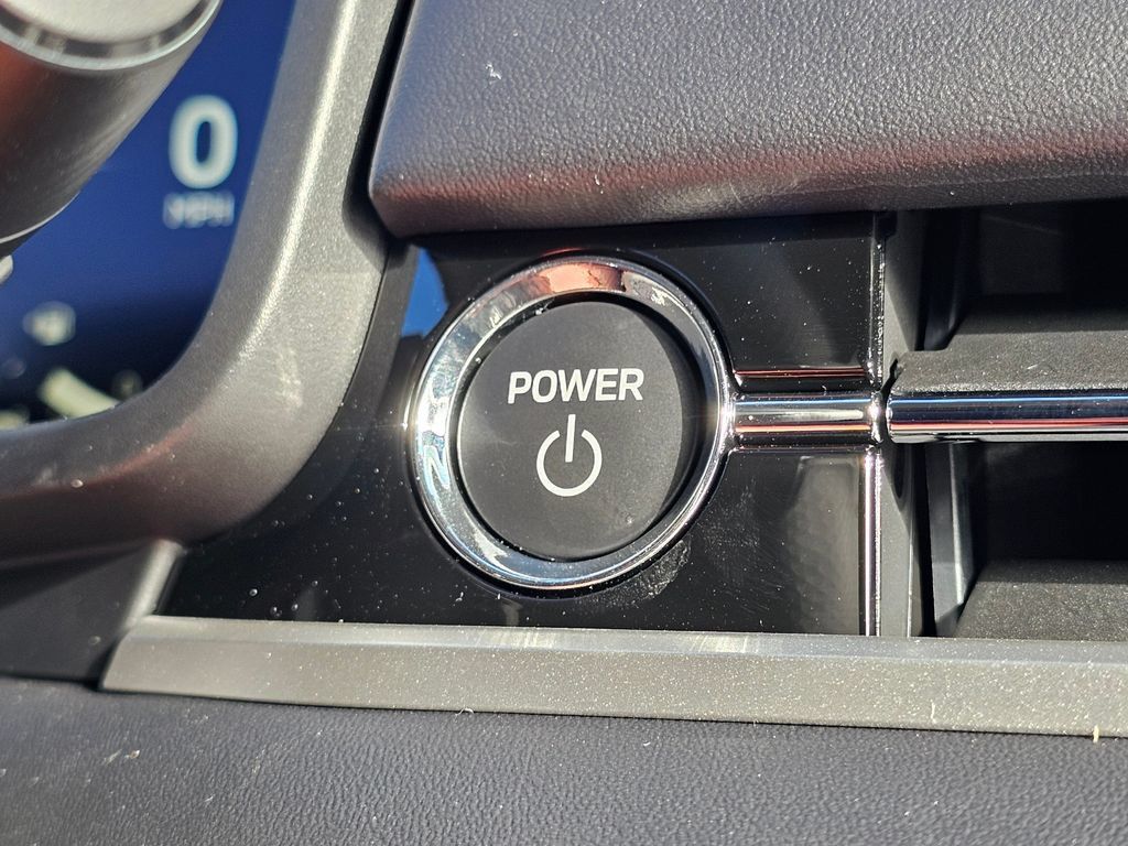 New 2026 Mitsubishi Outlander SEL AWD/4WD image 25