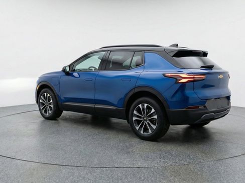 Used 2025 Chevrolet Equinox LT image 6