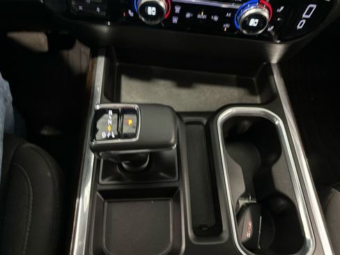 Used 2023 GMC Sierra 1500 Elevation image 29