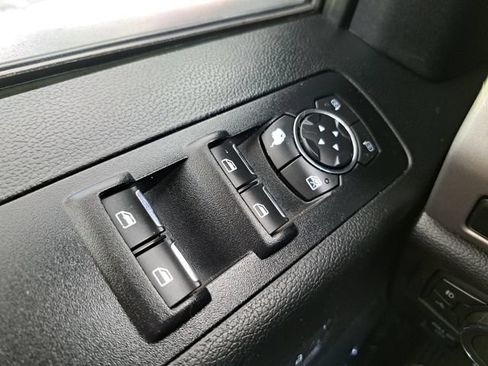 Used 2018 Ford F150 Lariat w/ Equipment Group 502A Luxury AWD/4WD image 24