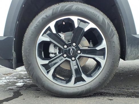 Used 2025 Chevrolet Equinox LT image 9