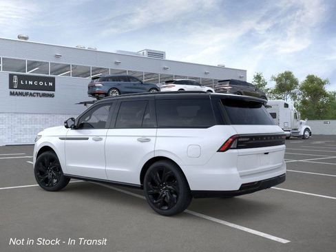 New 2026 Lincoln Navigator Black Label AWD/4WD image 4