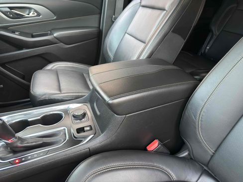 Used 2018 Chevrolet Traverse Premier w/ LPO, Black Accent Package image 34