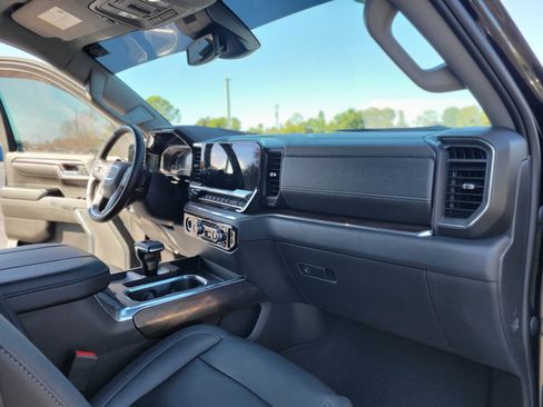 Certified 2023 GMC Sierra 1500 SLT w/ SLT Premium Package image 36