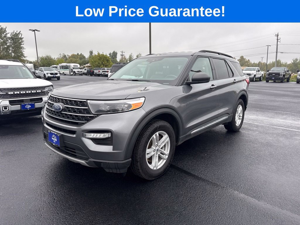 Certified 2021 Ford Explorer XLT w/ Equipment Group 202A AWD/4WD image 3