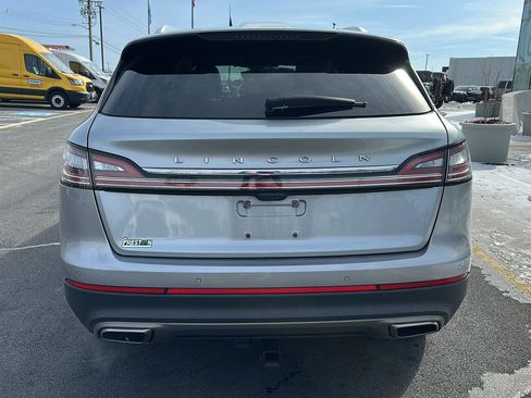 Certified 2023 Lincoln Nautilus Reserve w/ Luxury Package image 6