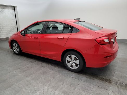 Used 2018 Chevrolet Cruze LS image 3
