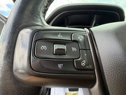 Used 2020 GMC Sierra 2500 AT4 w/ Technology Package AWD/4WD image 25