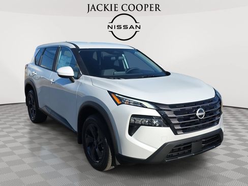 New 2026 Nissan Rogue SV w/ Cold Weather Package FWD image 3