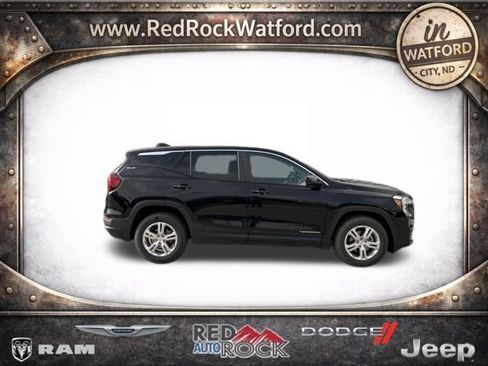 Used 2024 GMC Terrain SLE AWD/4WD image 3