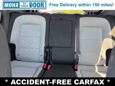 Used 2020 Chevrolet Equinox LT FWD image 27