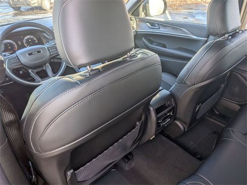 New 2025 Jeep Grand Cherokee Limited w/ Luxury Tech Group II image 28