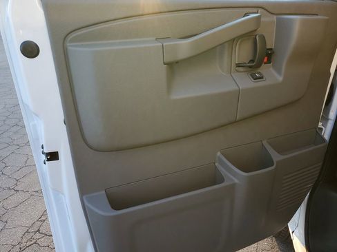 New 2025 Chevrolet Express 3500 w/ Power Convenience Package image 22