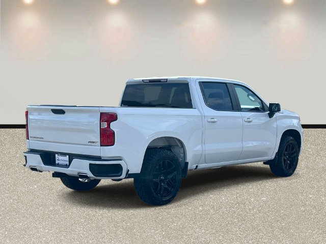 Used 2023 Chevrolet Silverado 1500 RST w/ Z71 Off-Road Package AWD/4WD image 5