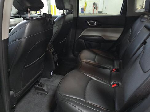 Used 2022 Jeep Compass Limited image 14