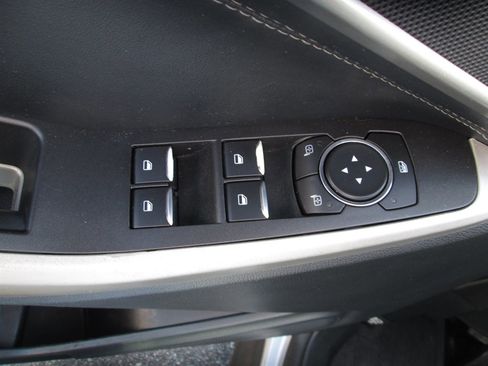 Used 2020 Ford Explorer XLT w/ Equipment Group 202A AWD/4WD image 25