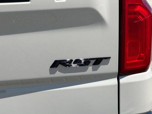 New 2026 Chevrolet Silverado 1500 RST w/ Convenience Package II AWD/4WD image 24