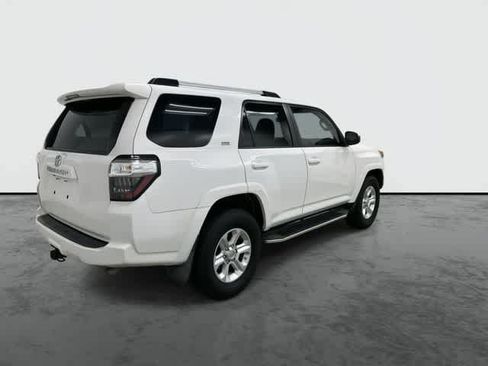 Used 2019 Toyota 4Runner SR5 RWD image 4