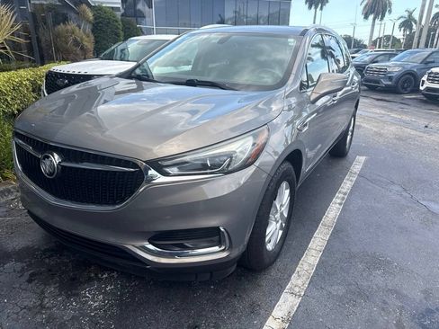 Used 2018 Buick Enclave Essence FWD image 1