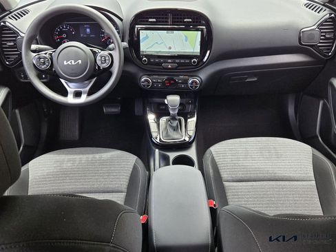Certified 2022 Kia Soul S FWD image 13