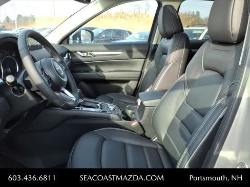 New 2025 MAZDA CX-5 AWD 2.5 S w/ Preferred Package image 3