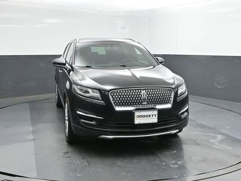 Used 2019 Lincoln MKC Reserve FWD image 17