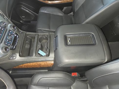 Used 2019 Chevrolet Tahoe Premier w/ Max Trailering Package AWD/4WD image 17