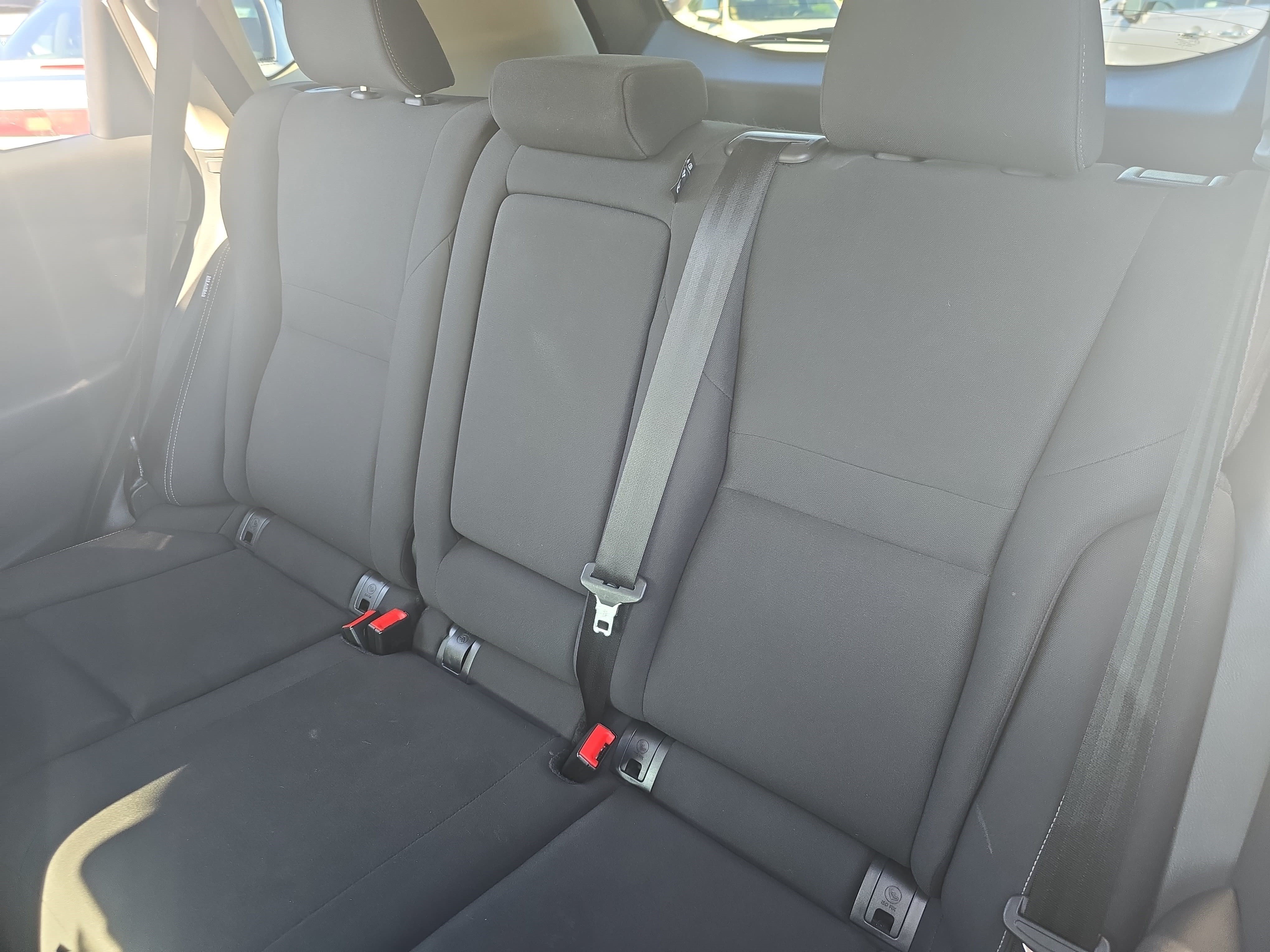 Used 2024 Nissan Rogue S AWD/4WD image 14