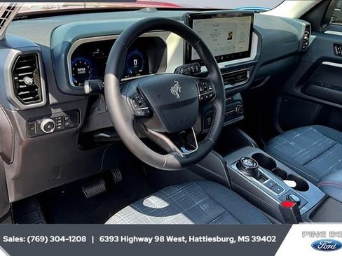 New 2025 Ford Bronco Sport Heritage w/ Convenience Package image 8