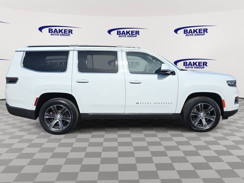 Used 2022 Jeep Grand Wagoneer Series I AWD/4WD image 4