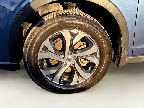 Used 2021 Subaru Outback Touring w/ Popular Package #2 image 40