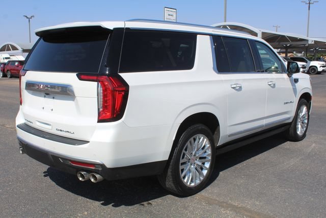 Used 2024 GMC Yukon XL Denali w/ Max Trailering Package AWD/4WD image 3