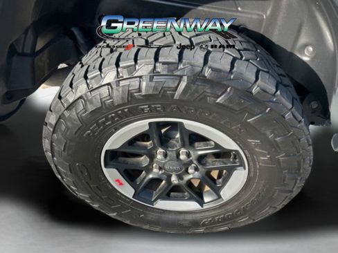 Used 2018 Jeep Wrangler Unlimited Rubicon AWD/4WD image 21