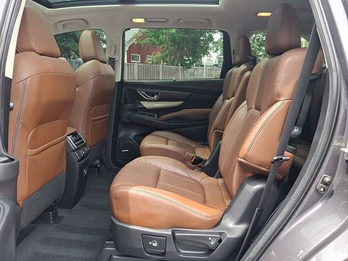 Used 2019 Subaru Ascent Touring AWD/4WD image 10