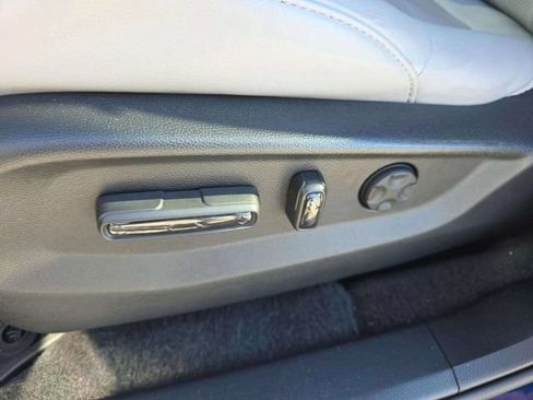Used 2022 Honda CR-V Touring image 27