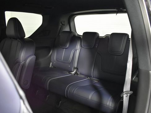 New 2026 INFINITI QX80 4WD image 13