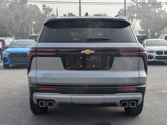 Certified 2026 Chevrolet Traverse LT w/ Driver Confidence Package FWD image 5