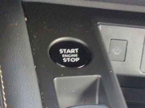 New 2025 Nissan Kicks SV w/ SV Premium Package image 29