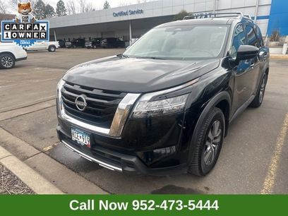 Used 2023 Nissan Pathfinder SL