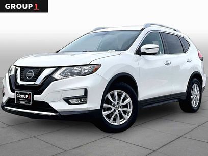 Certified 2017 Nissan Rogue SV w/ SV Premium Package