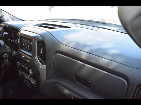 Used 2020 Chevrolet Silverado 1500 Custom Trail Boss image 38