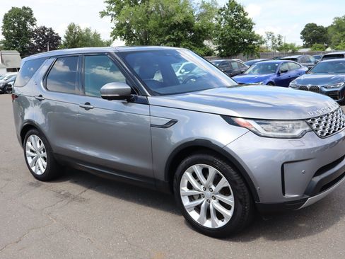 Used 2023 Land Rover Discovery S AWD/4WD image 3