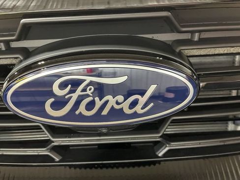 New 2026 Ford Expedition Active AWD/4WD image 19