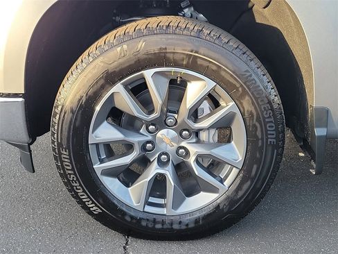 New 2026 Chevrolet Silverado 1500 LT image 24