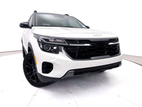 Certified 2024 Kia Seltos X-Line AWD/4WD image 6
