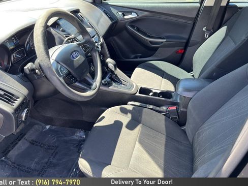 Used 2017 Ford Focus SEL FWD image 13